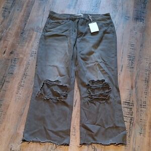 Women’s Cropped Ripped Jeans — Olive Green